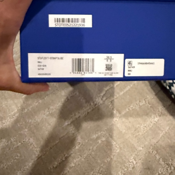 Stuart Weitzman purple sandals - Picture 3 of 6